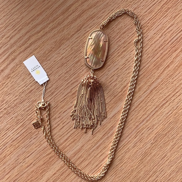 Kendra Scott “Rose Gold Rayne Necklace” - Picture 4 of 4